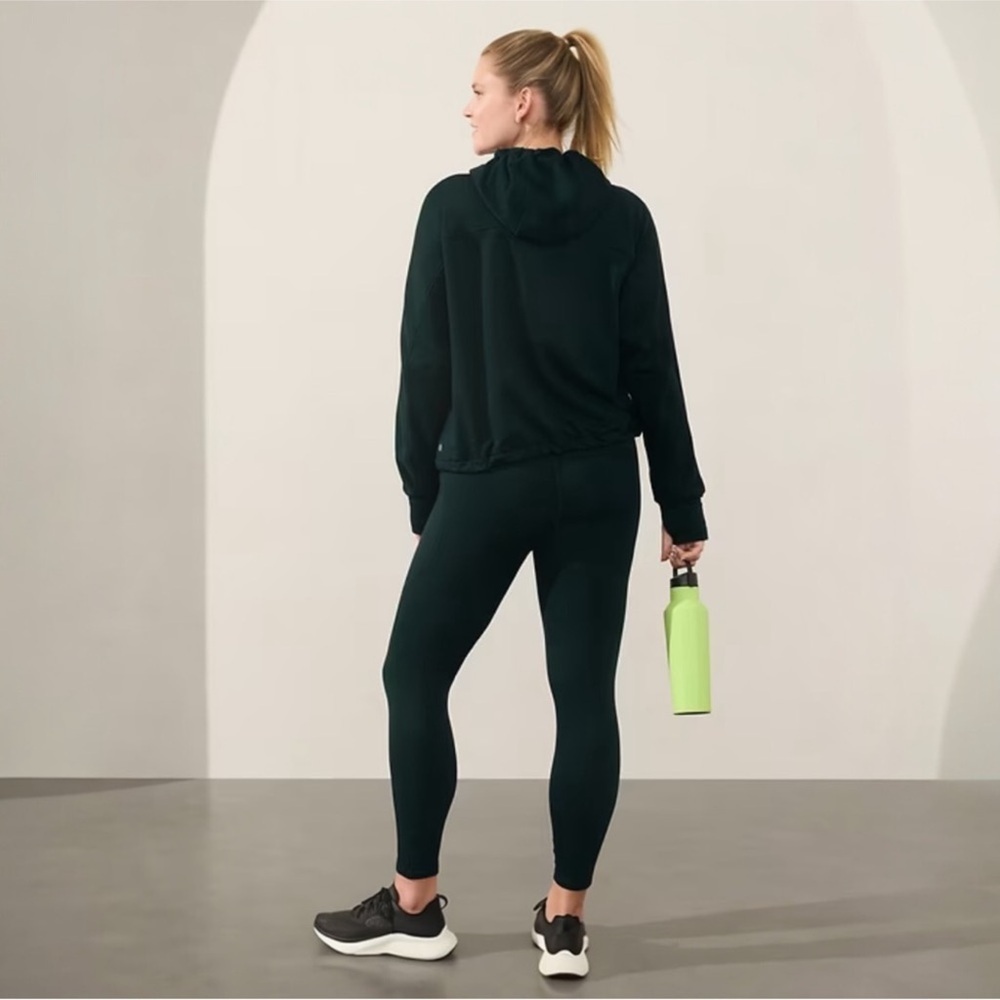 NWT Athleta Altitude Edge Jacket in color Cypress - Picture 2 of 9